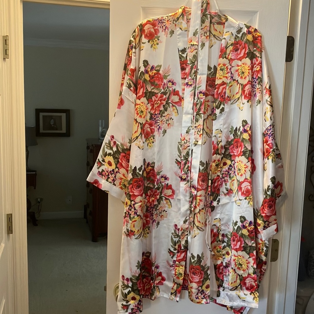 Brand new flora, belted robe from Amazon